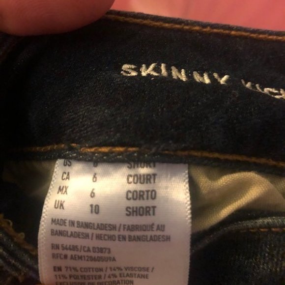 American Eagle SKINNY Kick WOMEN'S Short Jeans - Picture 4 of 12